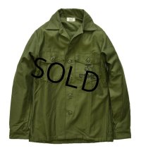 ほぼ未使用!!【70's】【米軍実物】【ビンテージ】【ＵＳＭＣ】【OG107】【ユーティリティシャツ】【14 1/2-33】 