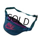 程度良好!!【ビンテージ】【NIKE】ナイキ【ウエストバッグ】【ウエストポーチ】 