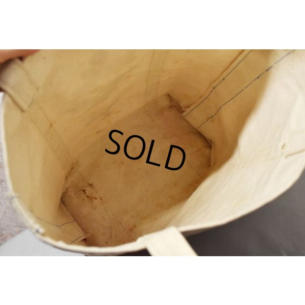 画像4: 【ビンテージ】【L.L.bean】【エルエルビーン】白ｘ赤【耳付き】【イチゴプリント】【トートバッグ】 