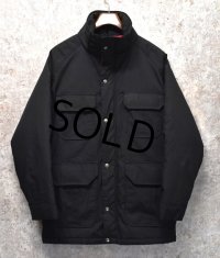 80'ｓ【ビンテージ】【ウールリッチ】【Woolrich】【黒×赤】中綿入りマウンテンパーカー【マウンテンパーカー】【中綿ダウンジャケット】【サイズＭ】 