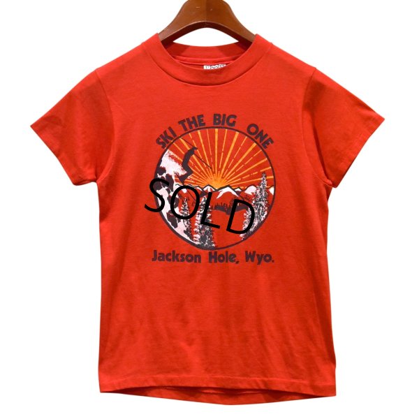 画像1: 80's【USA製】【ビンテージ】ヘインズ【hanes】SKI THE BIG ONE【赤】スキープリント【ジャクソンホール】【Ｔシャツ】【サイズS】 