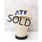 【デッドストック】【ATF】【ベージュ×紺刺繍ロゴ】【コットンBBキャップ】  