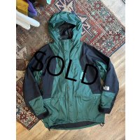 【ビンテージ】【The north face】【ザ ノースフェイス】ゴアテックス 黒ｘ緑【マウンテンライトジャケット】【サイズＸＬ】 