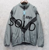 【ビンテージ】【米軍実物】【U.S.ARMY】【IPFU】【フィットネスジャケット】ナイロンジャケット【サイズXL】 