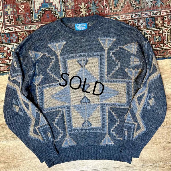 画像1: 程度良好!!【USA製】【ビンテージ】【ペンドルトン】Pendleton【チャコールｘ幾何模様】ネイティブ柄【ウールセーター】【サイズＬ】 