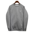 新品未使用【adidas】【アディダス】グレー【胸ロゴ】【スウェット】【サイズＬ】 