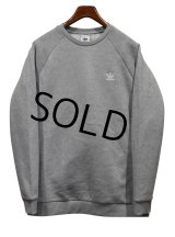 新品未使用【adidas】【アディダス】グレー【胸ロゴ】【スウェット】【サイズＬ】 