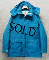 70's∼【USA製】【ビンテージ】【ウールリッチ】【Woolrich】【サックスブルー】【フード付き】【中綿入り】【マウンテンパーカー】【サイズW-XL】 