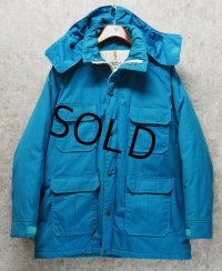 70's∼【USA製】【ビンテージ】【ウールリッチ】【Woolrich】【サックスブルー】【フード付き】【中綿入り】【マウンテンパーカー】【サイズW-XL】 
