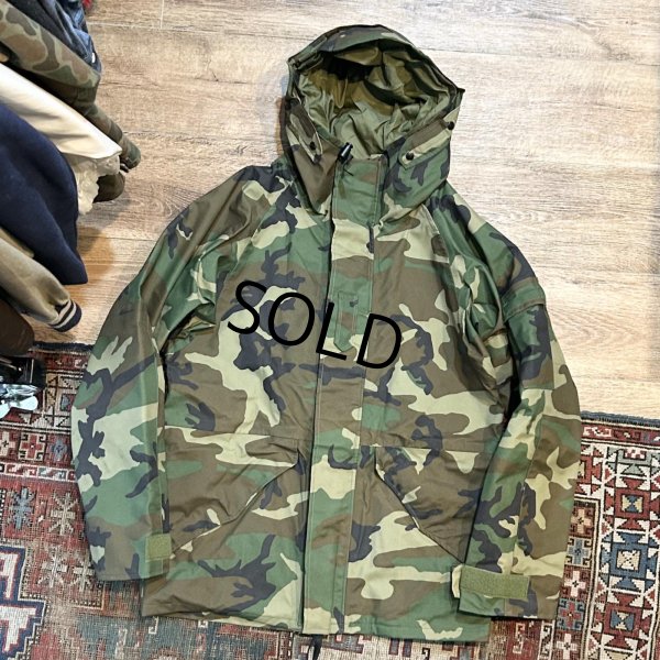 画像1: 90's~ デッドストック【ビンテージ】【米軍実物】【U.S.ARMY】【ECWCS】エクワックス 【ウッドランド】【ゴアテックスパーカー】【S-R】 