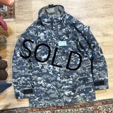 【米軍実物】U.S.NAVY【WORKING PARKA】紺 デジカモ 【ゴアテックスパーカー】【Ｓ－Ｒ】 