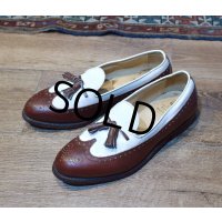 【ブルックスブラザーズ】【茶色×白】【オールデン】メダリオン【タッセルローファー】【9 1/2 2E】【27.5cm程度】 