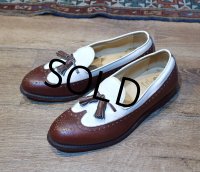 【ブルックスブラザーズ】【茶色×白】【オールデン】メダリオン【タッセルローファー】【9 1/2 2E】【27.5cm程度】 