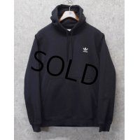 【ビンテージ】【アディダス】adidas【黒】【黒無地】パーカー　胸トレフォイルロゴ入り【サイズL】 