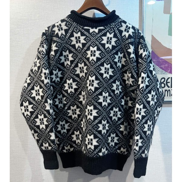 画像1: 90's~【ビンテージ】【オールドギャップ】【GAP】【黒×白】【雪柄】【セーター】【サイズL程度】 