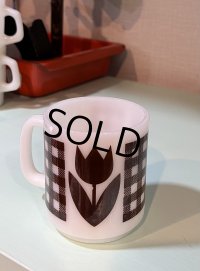 【ビンテージ】【ミルクガラス】【チューリップ×チェック柄】【マグカップ】【オールドミルクガラス】 