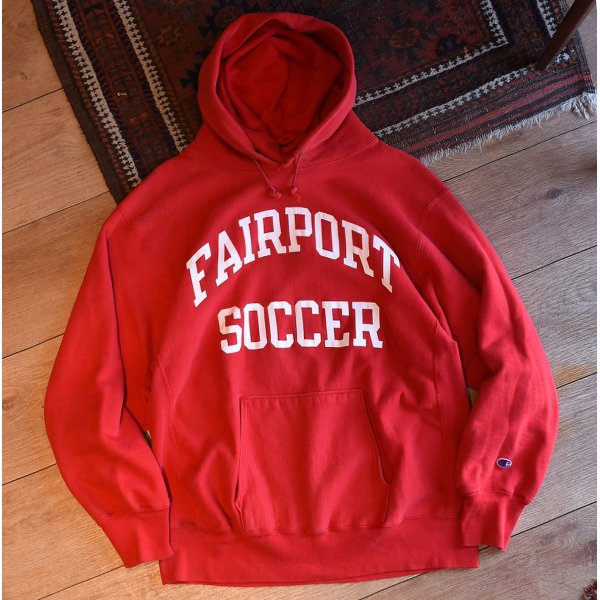 画像1: 【80's】【USA製】【ビンテージ】【チャンピオン】【Champion】FAIR PORT SOCCER　バックプリント【トリコタグ】【赤】【リバースウィーブパーカー】【サイズXL】 