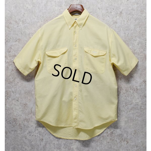 画像1: 【ビンテージ】【DOCKERS】ドッカーズ【胸フラップ刺繍】【黄色】【ロゴ入り】【ボタンダウン半袖シャツ】【サイズM】 