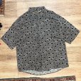 画像1: ビンテージ【WEAR THE RIGHT THING】【黒ｘ茶色】ひし形模様【レーヨンシャツ】半袖シャツ サイズL<br> (1)