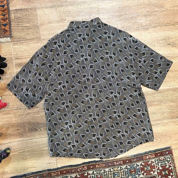 画像3: ビンテージ【WEAR THE RIGHT THING】【黒ｘ茶色】ひし形模様【レーヨンシャツ】半袖シャツ サイズL 