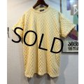 【USA製】ビンテージ【AWESOME WEAR】【オーサムウェア】エンボス総柄【レモンイエロー】【Ｔシャツ】【One Size Fits All】 