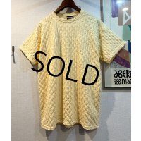 【USA製】ビンテージ【AWESOME WEAR】【オーサムウェア】エンボス総柄【レモンイエロー】【Ｔシャツ】【One Size Fits All】 