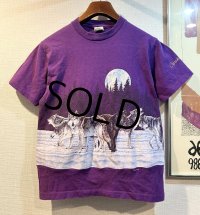 90's【USA製】【ビンテージ】【HABITAT】総柄【オオカミ×月夜イラスト】【紫】【Tシャツ】【サイズS】 