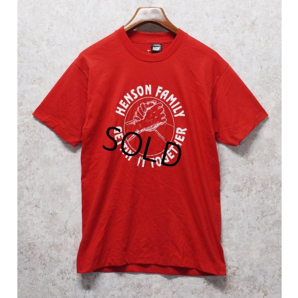 画像1: ほぼ未使用【USA製】ビンテージ【HENSON FAMILY GETTIN IT TOGETHER】【赤】Tシャツ【サイズL】 