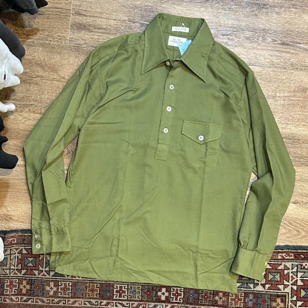 画像1: 【ビンテージ】【BAY STATE CLOTHING HOUSE】【緑】【無地】【プルオーバーシャツ】【サイズL】 