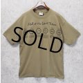 ビンテージ【GILDAN】【ギルダン】【Hall of the Lost Tribes】【黄土色】【両面プリント】【Tシャツ】【サイズXL】 