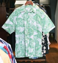 【Cooke Street】クックストリート【緑ｘ白】魚柄 総柄【コットン半袖シャツ】アロハシャツ【半袖解禁シャツ】【サイズＭ】 