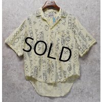 【USA製】【ビンテージ】【BON HOMME】ボヌオム【薄黄色】幾何学模様 コットン【半袖開襟シャツ】【サイズＭ】 