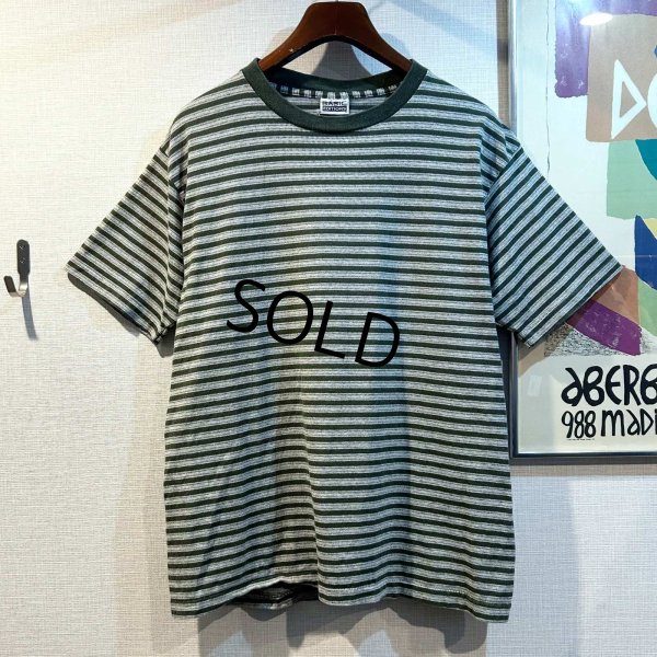 画像1: 【ビンテージ】【BASIC EDITIONS】ベーシックエディションズ【オリーブグリーンｘグレー】【ボーダー】【Tシャツ】【サイズL程度】 
