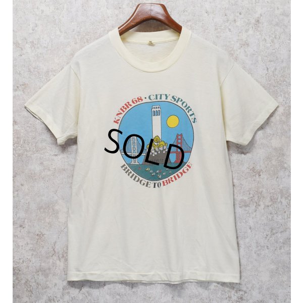 画像1: 80’s【USA製】ビンテージ【スクリーンスターズ】【KHBR68 city sports】【クリーム】Tシャツ【サイズＸＬ】 