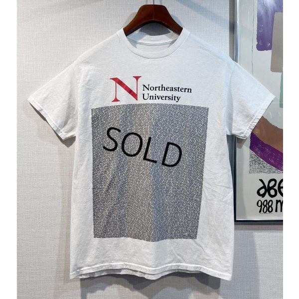 画像1: 【ビンテージ】Northeastern University【ノースイースタン大学】【白】【カレッジTシャツ】【サイズＭ程度】 