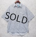 90’s~【ビンテージ】【DOCKERS】ドッカーズ【胸フラップ刺繍】【グレー×紺】総柄【ロゴ入り】【コットン半袖シャツ】【サイズM】 