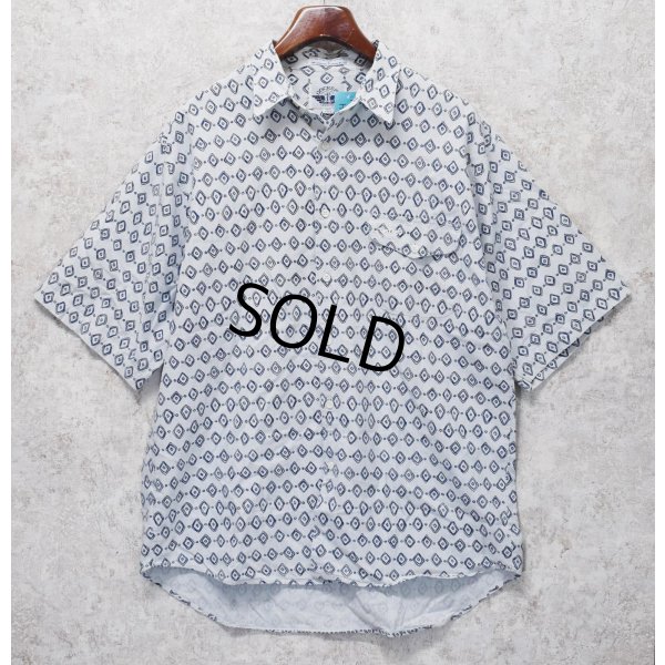 画像1: 90’s~【ビンテージ】【DOCKERS】ドッカーズ【胸フラップ刺繍】【グレー×紺】総柄【ロゴ入り】【コットン半袖シャツ】【サイズM】 