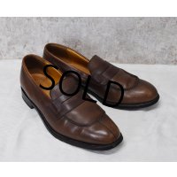 【ENGLAND製】BARNEYS NEW YORK【バーニーズニューヨーク】【別注】【ブラウン】【Vチップローファー】【10 1/2D】【28.5cm程度】 