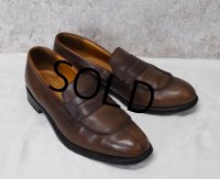 【ENGLAND製】BARNEYS NEW YORK【バーニーズニューヨーク】【別注】【ブラウン】【Vチップローファー】【10 1/2D】【28.5cm程度】 