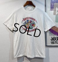ほぼ未使用 80's【USA製】KUTZTOWN【ビンテージ】【クリーム色】【鳥と花】プリント【Tシャツ】【サイズＬ】 