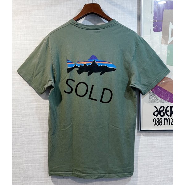 画像4: ビンテージ【パタゴニア】patagonia【緑】【バックプリント】ロゴ入り 【Tシャツ】【サイズM】 