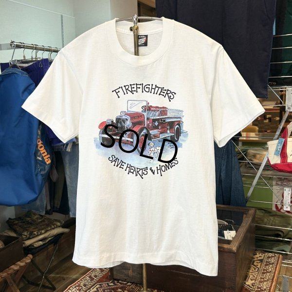 画像1: 90's【USA製】ビンテージ【SCREEN STARS】スクリーンスターズ シングルステッチ【FIREFIGHTERS】消防車【白】【Tシャツ】【サイズM】 