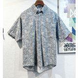 ビンテージ【CHEROKEE】チェロキー【生成りｘ紺】総柄【コットン】半袖シャツ サイズM 