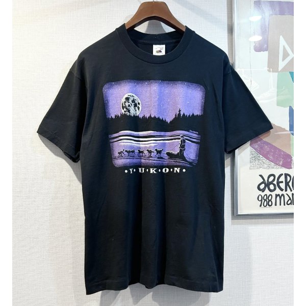 画像1: 【90's~】ビンテージ【FRUIT OF THE LOOM】【フルーツオブザルーム】YUKON【犬ぞり】月夜【 Tシャツ】【サイズL】 