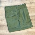 画像1: 程度良好!!【60's】【米軍実物】【ビンテージ】OG107【UFOボタン】Wステッチ【ボタンフライ】【ベイカーパンツ】【ユーティリティパンツ】【32ｘ33】<br> (1)