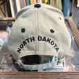 画像5: デッドストック 【ビンテージ】【NORTH DAKOTA】【ベージュ×黒】鹿刺繡【ベースボールキャップ】<br> (5)
