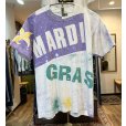 画像1: 90's USA製 ビンテージ【FRUIT OF THE LOOM 】フルーツオブザルーム【MARDI GRAS】【白】総柄【 Tシャツ】【サイズL】<br> (1)
