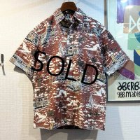 ほぼ未使用【ビンテージ】reyn spooner【レイン・スプーナー】【赤】【車とビーチ】【総柄】半袖【BDシャツ】【サイズS】  