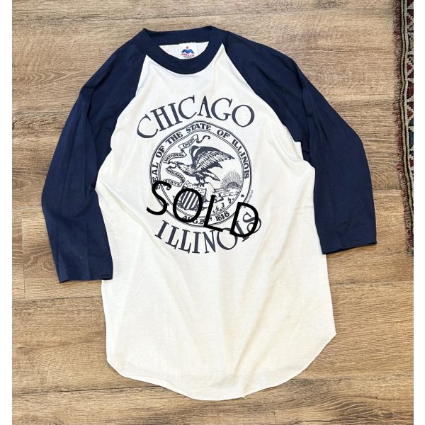 画像1: デッドストック 80's【USA製】MILLER【ミラー】ビンテージ【CHICAGO】【ILLINOIS】白ｘ紺【ラグラン】【Ｔシャツ】【サイズＭ】 