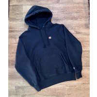 【チャンピオン】【リバースウィーブ】【黒】【無地】胸ロゴ入り【パーカー】【サイズＭ】 